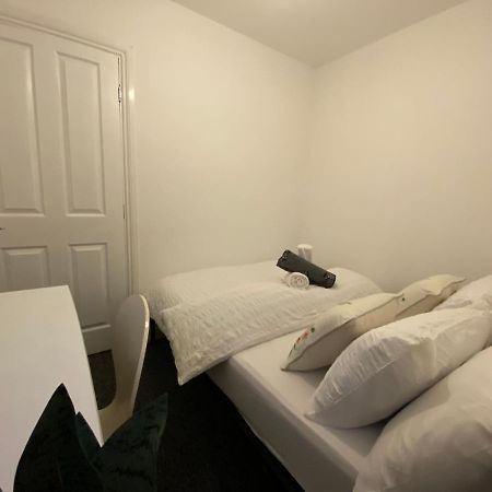קובנטרי Nice Living Serviced Accommodations 3 מראה חיצוני תמונה