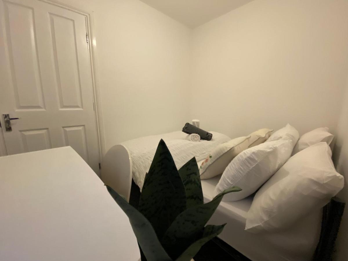 קובנטרי Nice Living Serviced Accommodations 3 מראה חיצוני תמונה