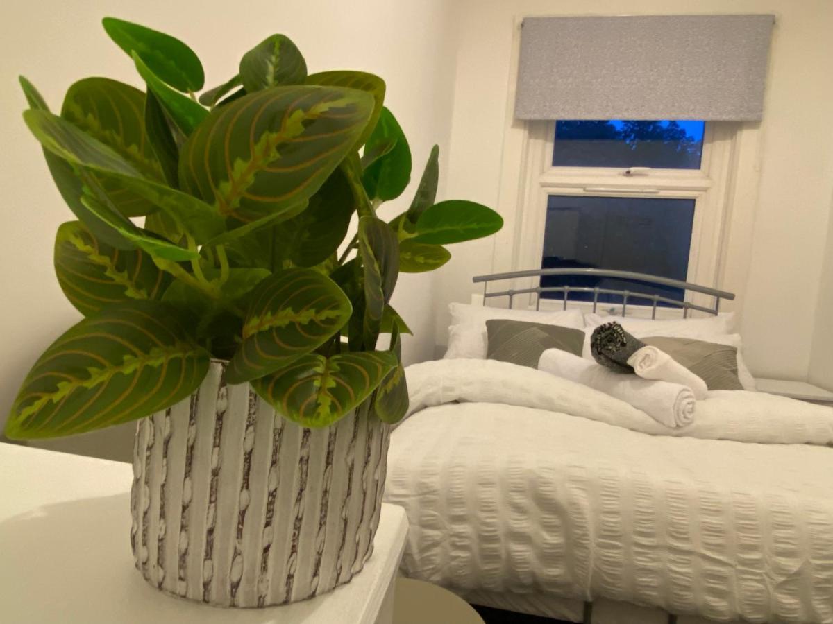 קובנטרי Nice Living Serviced Accommodations 3 מראה חיצוני תמונה