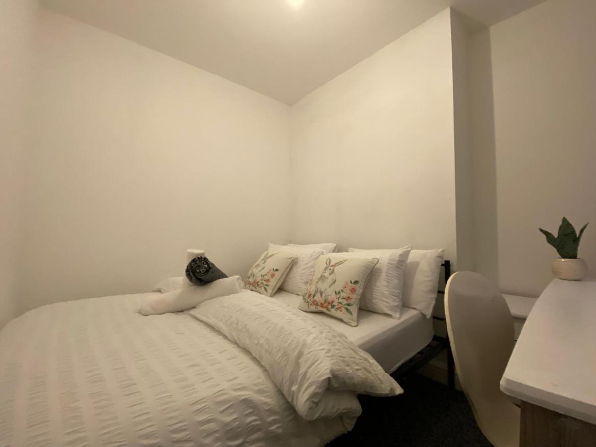 קובנטרי Nice Living Serviced Accommodations 3 מראה חיצוני תמונה
