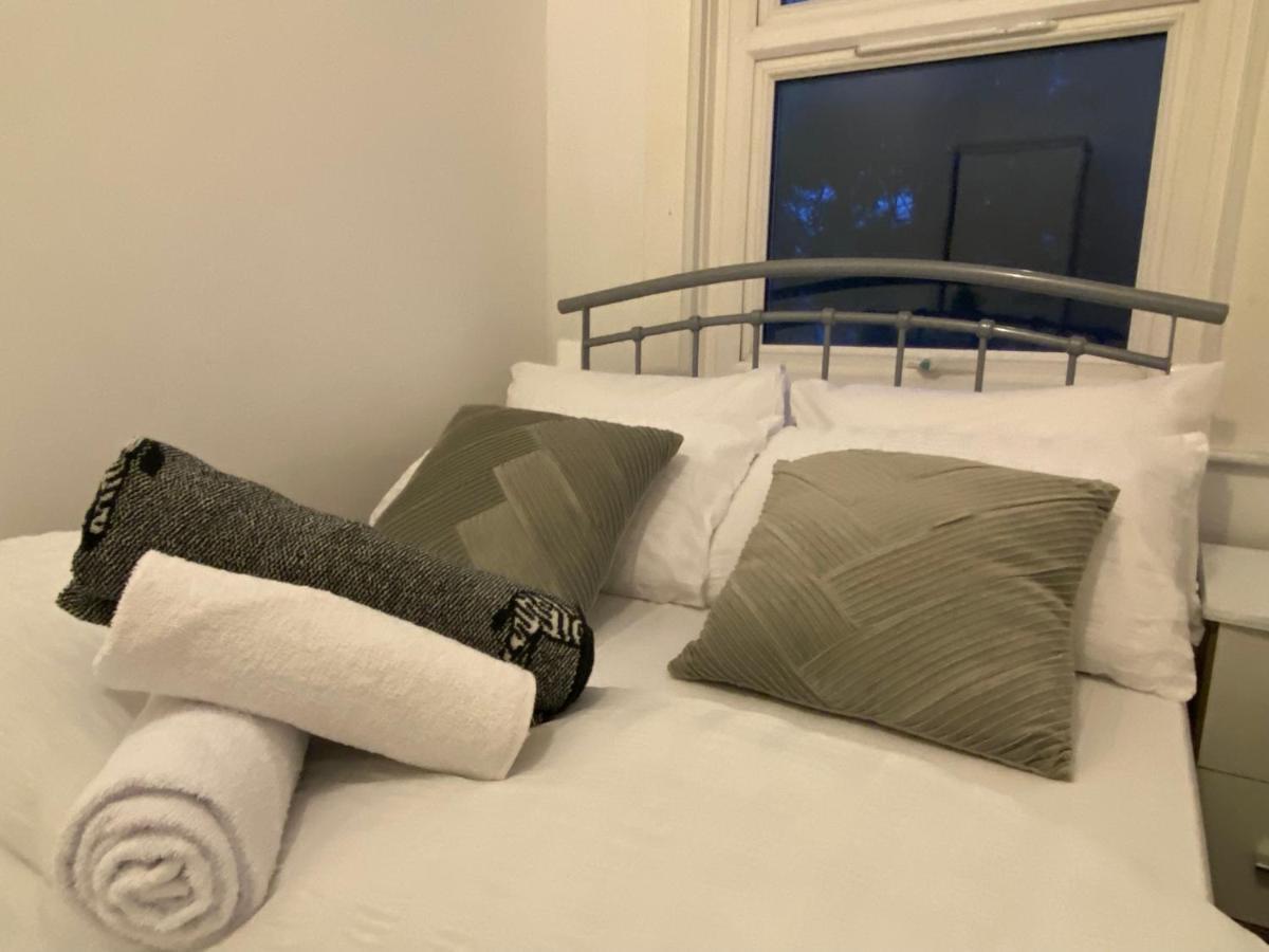 קובנטרי Nice Living Serviced Accommodations 3 מראה חיצוני תמונה